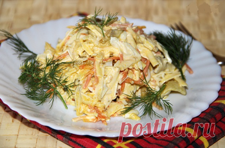 Отличное сочетание колбасного сыра, моркови, копченой колбасы