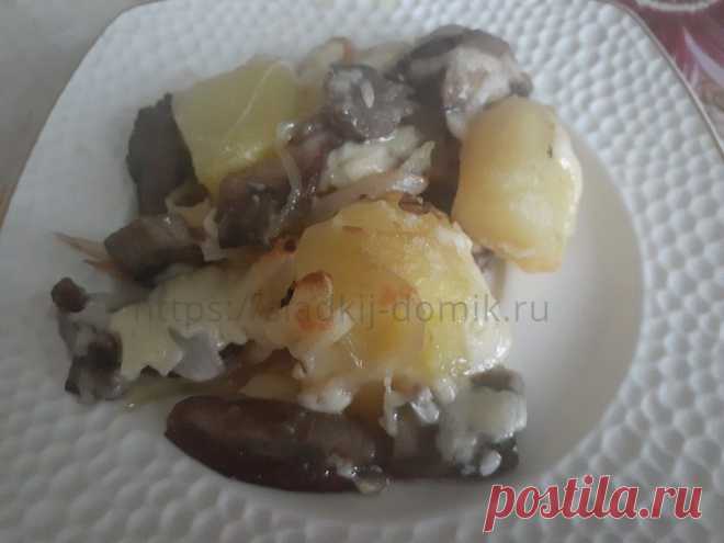 Картошка с грибами в духовке. Запеченная под сыром