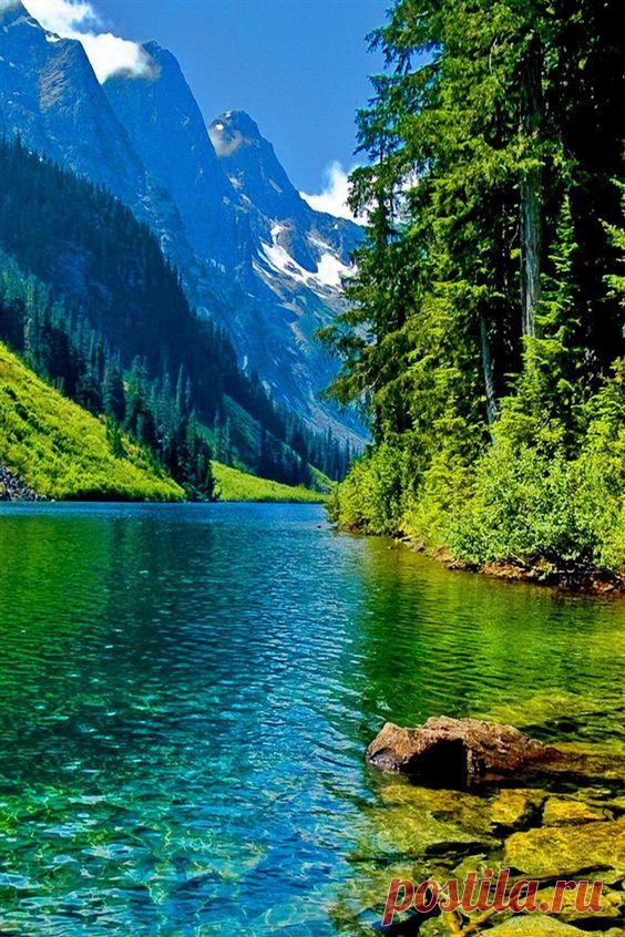 River on Sakhalin Island, Russia  |  Pinterest • Всемирный каталог идей