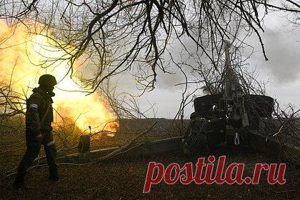 В Херсонской области сообщили о потопленной барже с украинским десантом. Российские артиллеристы пресекли попытку Вооруженных сил Украины пересечь Каховское водохранилище и высадить десант на левом берегу Днепра. Об этом сообщил врио губернатора Херсонской области Владимир Сальдо. «Потери противника, вероятно, составили несколько десятков человек», — предположил он.