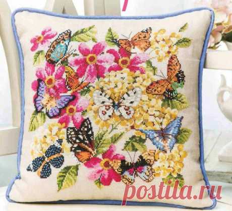 Схемы вышивки бабочек на подушках. The patterns of embroidery on pillows butterflies | Домоводство для всей семьи