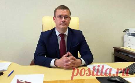 Глава района в ХМАО покинул пост после пьяной езды. Глава Березовского района Ханты-Мансийского автономного округа — Югры (ХМАО) Павел Артеев покинул пост по собственному желанию.