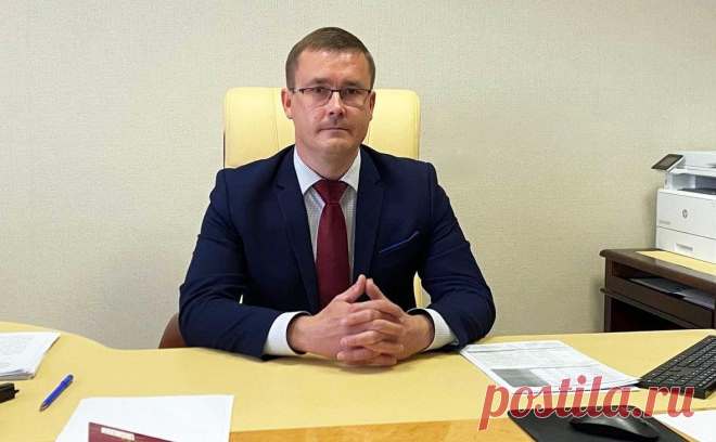 Глава района в ХМАО покинул пост после пьяной езды. Глава Березовского района Ханты-Мансийского автономного округа — Югры (ХМАО) Павел Артеев покинул пост по собственному желанию.