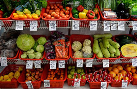 Растущий рубль и дешевеющие продукты. Основная корректировка цен придется на лето