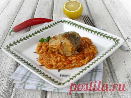 Рыба с рисом по-тунисски