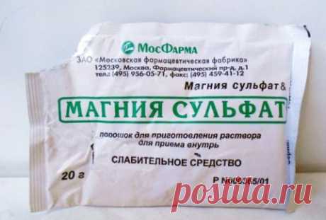 Они стали самыми редкими в мире тройняшками. Вот как сложилась их судьба…