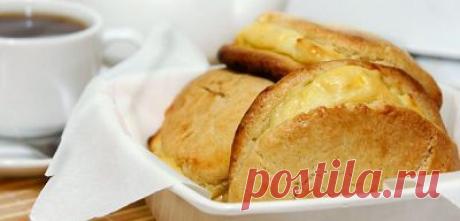 Сочники по ГОСТу.ЗДЕСЬ:слоечки с кремом&quot;Патисьер&quot;,можно с заварным--- https://kulinariya123.blogspot.ru/2010/08/blog-post_4417.html