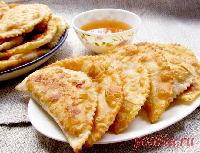 Самые вкусные чебуреки: рецепт-находка!