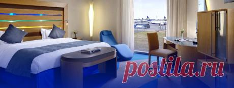 Кому в отелях достаются самые плохие номера: выявляем закономерность Ну правда, по какому принципу администраторы решают, кому в каком номере жить? С категориями все понятно: можно забронировать роскошный номер или сэкономить и выбрать жилье поскромнее. Но в одной ценовой категории комнаты могут отличаться, например панорамой из окна.