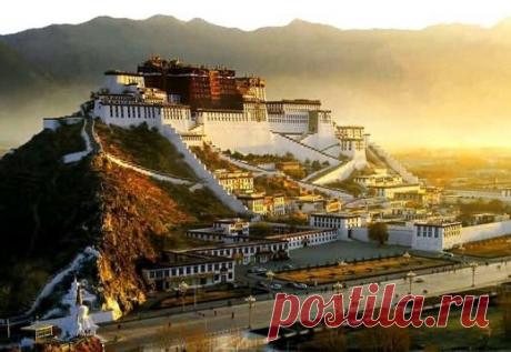 10 самых прекрасных королевских дворцов в мире