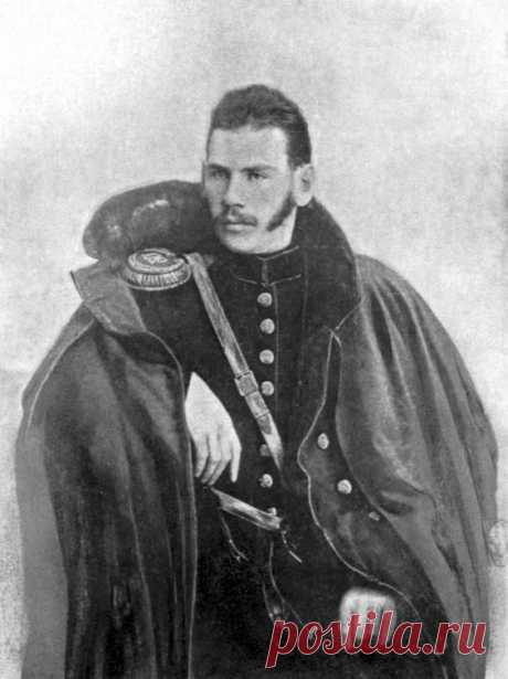 Пользователь Catie сохранил этот пин на доску «History»
Leo Tolstoy, artillery captain ca. 1854   |  Pinterest