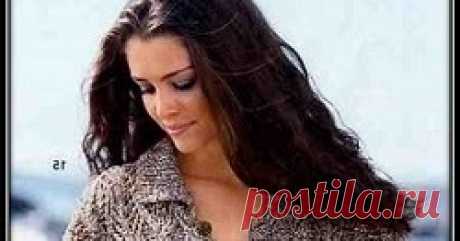 Ажурный пуловер с воротником поло и боковыми шлицами. Летняя кофта спицами с воротником поло на пуговицах, станет незаменимой одеждой летними вечерами.