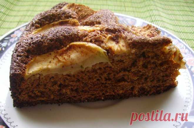 Медовая коврижка с яблоками