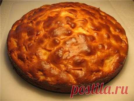 ВидеоРЕЦЕПТ: ШАРЛОТКА с яблоками! Воздушная шарлотка)))Вкусно и ПРОСТО!! Ксюша+ Катя = Шарлотка.