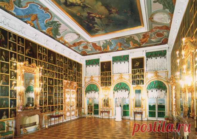 большой петергофский дворец