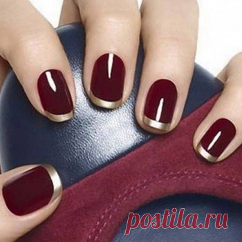 Новогодний маникюр-2022 в бордовом цвете: фото ногтей с лаком бордовых тонов, идеи нейл-арта
