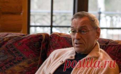 Андрей Кончаловский празднует день рождения: Юлия Высоцкая трогательно поздравила мужа