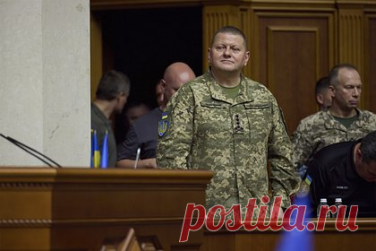Донецкий хакер показал переписки главнокомандующего ВСУ Залужного с девушками. Донецкий хакер, известный как Джокер, опубликовал переписки главнокомандующего Вооруженными силами Украины Валерия Залужного с многочисленными девушками. Из общения Залужного с представительницами прекрасного пола стало ясно, что он не скупится на подарки для своих фавориток.
