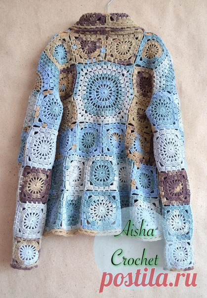 Семейка жакетов Sicilia от Ольги Маннаповой
размеры 42, 48 и 50.