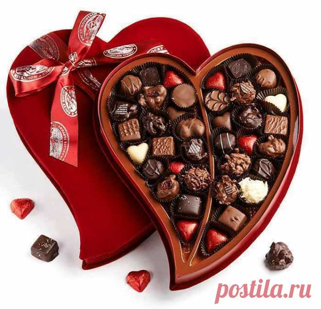 (3) Facebook