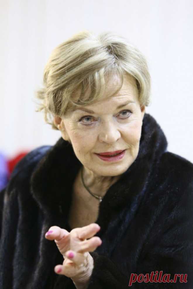 10 знаменитых секс-бомб, которых вряд ли сочли бы привлекательными 25 лет назад