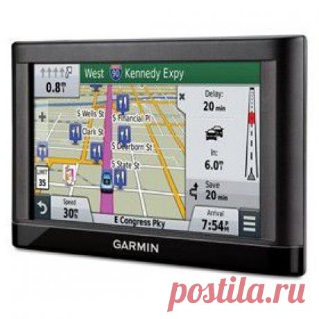 Купить GPS-навигатор Garmin Nuvi 65LMT в Пензе, цена / Интернет-магазин &quot;Vseinet.ru&quot;.
Nuvi 65LMT – базовая модель навигатора в компактном корпусе с дисплеем диагональю 6 дюймов (более 15 см). Навигатор поставляется в комплекте с надежным держателем, картами СНГ с бесплатными обновлениями и бесплатным пробочным сервисом. Модель хранит в памяти адреса миллионов предприятий и популярных мест в различных городах СНГ.