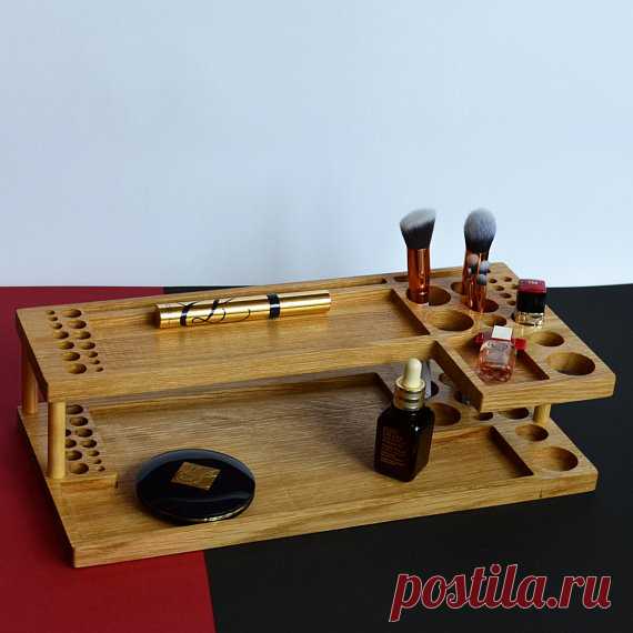 makeup brush holder / makeup vanity / makeup box / bathroom