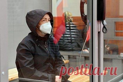 Российско-американской журналистке Курмашевой продлили арест. Советский районный суд Казани продлил арест редактора радиостанции «Радио Свобода» (включен Минюстом в реестр организаций, выполняющих функции иностранного агента) Алсу Курмашевой. Российско-американская журналистка останется в СИЗО до 5 февраля. Защита намерена обжаловать такое решение.