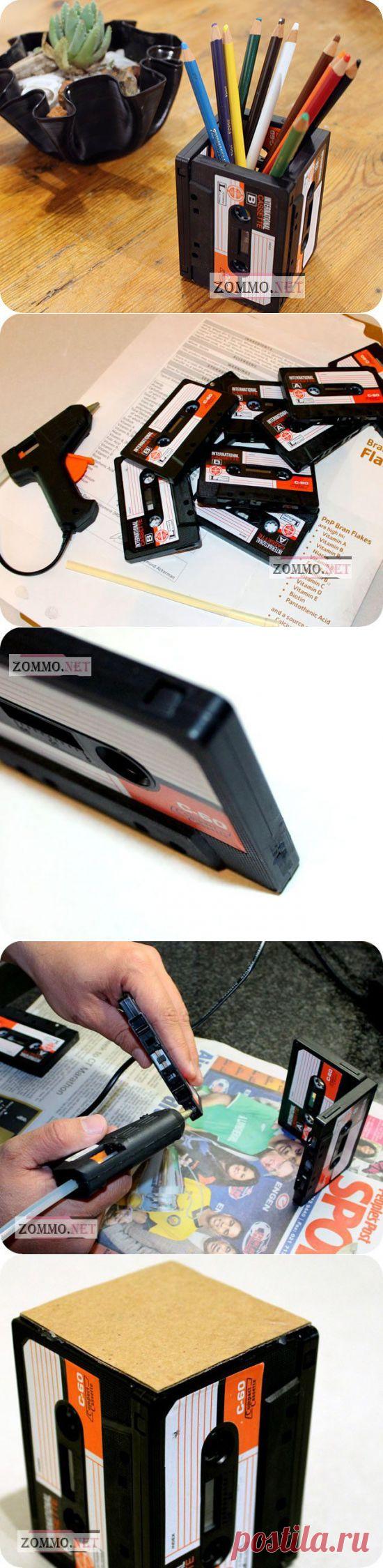 Подставка под карандаши из старых кассет / Я - суперпупер