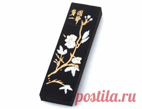 Traditional black Chinese Oil-Soot Sumi &amp; Calligraphy Ink Stick