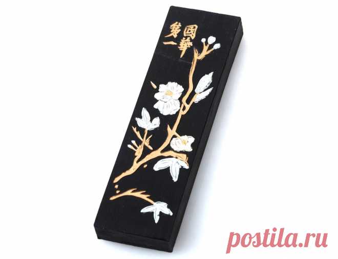 Traditional black Chinese Oil-Soot Sumi & Calligraphy Ink Stick
