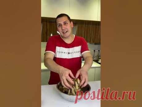 Не выбрасывайте хлеб, лучше готовьте эти очень вкусные чесночные гренки. Гренки с чесноком - отличная закуска под фильмец или к пиву.СМОТРИТЕ ТАКЖЕ: ▶ Закуск...