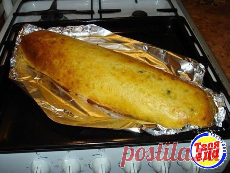 Картофельный рулет с грибами и курицей