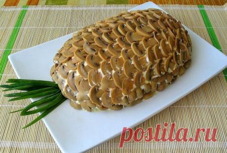 Кулинарные Рецепты и Новости: Слоеный салат &quot;Ананас&quot;