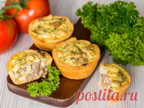 Мини-киш с курицей и грибами — рецепт с фото пошагово