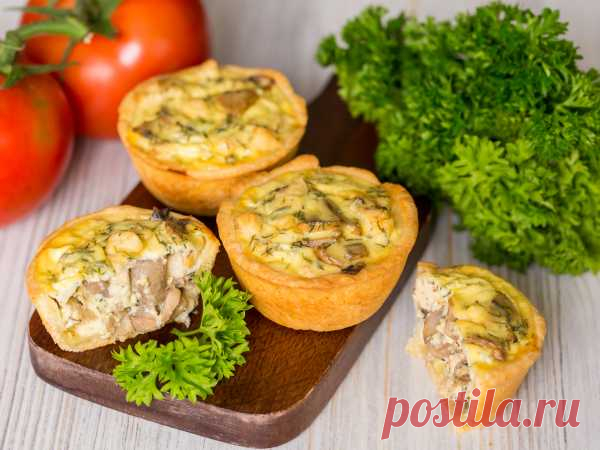 Мини-киш с курицей и грибами — рецепт с фото пошагово