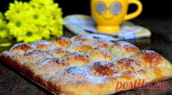 ​Пирог с яблоками и финиками