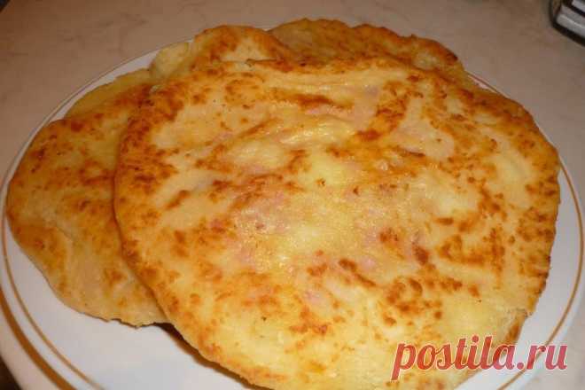 Быстрые сырные лепёшки.
