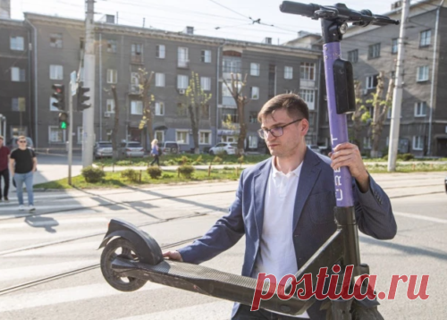 Чиновники вывозят самокаты из города в неизвестном направлении.
– Что-то мне это напоминает, – задумался я. – Раньше, кажется, это называлось «раскулачиванием».
Пора собственникам начинать кричать: «Караул! Грабят!»
А как им еще реагировать на действия работников мэрии Новосибирска, которые среди белого дня пытались изъять с улиц города самокаты кикшеринговой компании.
В пятницу – «13-го» может произойти все, что угодно…

Читать полностью — https://prosti