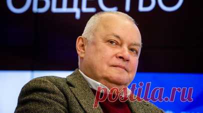 Киселёв осудил действия ФРГ в отношении журналиста Феоктистова. Генеральный директор медиагруппы «Россия сегодня» Дмитрий Киселёв выразил осуждение в связи с инцидентом, когда немецкая полиция изъяла паспорта у жены и дочери главы представительства агентства в Берлине Сергея Феоктистова. Читать далее