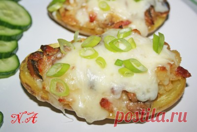 Картофель,фаршированный беконом и грибами : Вторые блюда