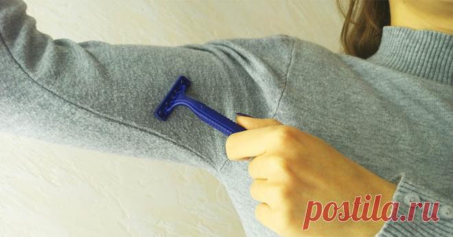 Что делают с катышками на одежде сотрудницы ателье, чтобы выглядеть безупречно Можно использовать машинку для стрижки волос.