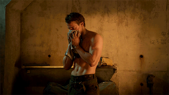 Чарли Ханнэм