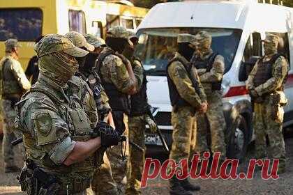 ФСБ раскрыла число осужденных сторонников запрещенного крымского «Меджлиса». Сотрудники ФСБ за пять лет пресекли деятельность более 300 сторонников запрещенного в России «Меджлиса крымско-татарского народа», осуждены за экстремизм 32 человека. Спецслужбы предотвратили 53 антироссийские акции, которые пытались провести экстремисты «Меджлиса».