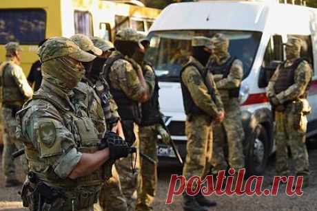 ФСБ раскрыла число осужденных сторонников запрещенного крымского «Меджлиса». Сотрудники ФСБ за пять лет пресекли деятельность более 300 сторонников запрещенного в России «Меджлиса крымско-татарского народа», осуждены за экстремизм 32 человека. Спецслужбы предотвратили 53 антироссийские акции, которые пытались провести экстремисты «Меджлиса».
