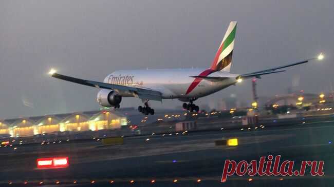 Emirates продлила отмену рейсов в Иран