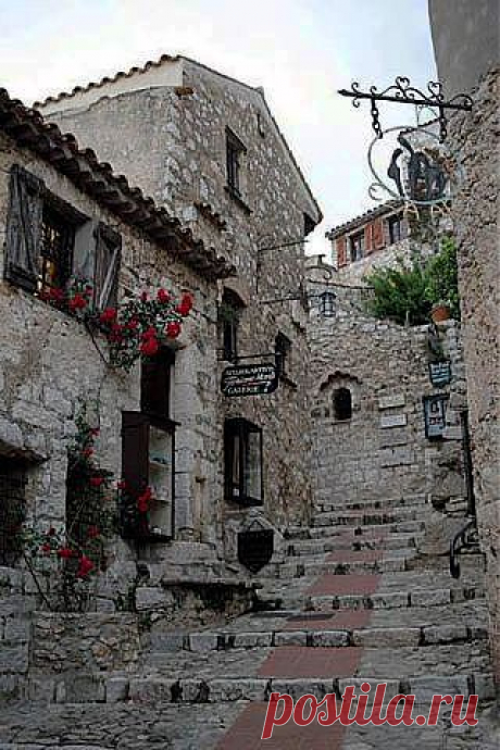 Lovely !
Provence, France**