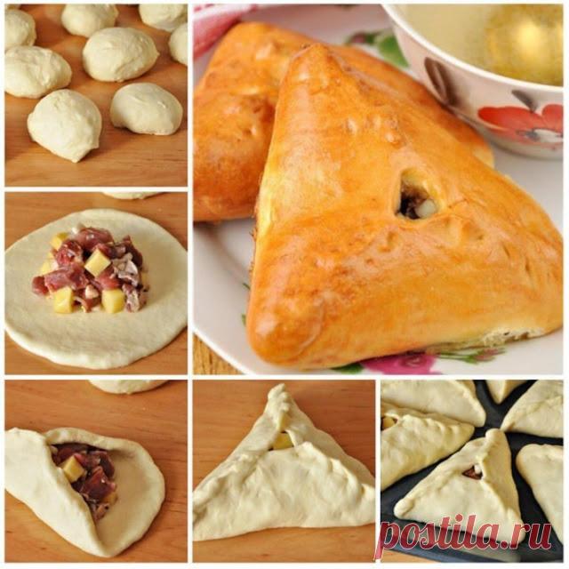 Курники из сметанного теста 

Невероятно вкусные,аппетитные и ароматные курники из сметанного теста может приготовить любая хозяйка. Рецепт простой и с доступными ингредиентами.Ингредиенты:Сметана — 200 гМаргарин — 250 гМукаСода…