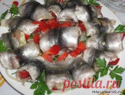 Закусочные роллы из кильки.