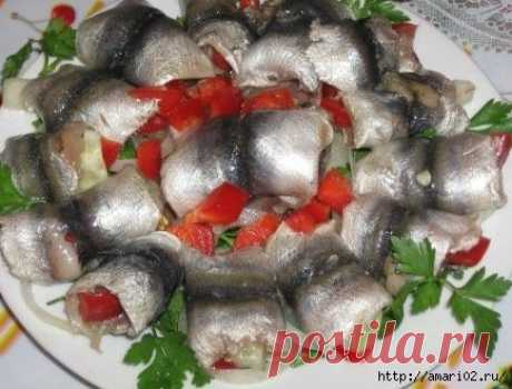 Закусочные роллы из кильки.